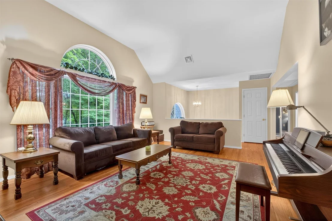 Photo of 114 Bushwick Road