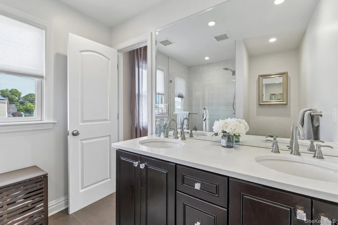 Photo of 790 Garden Drive