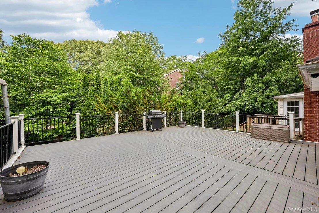 Photo of 40 Timberpoint Drive