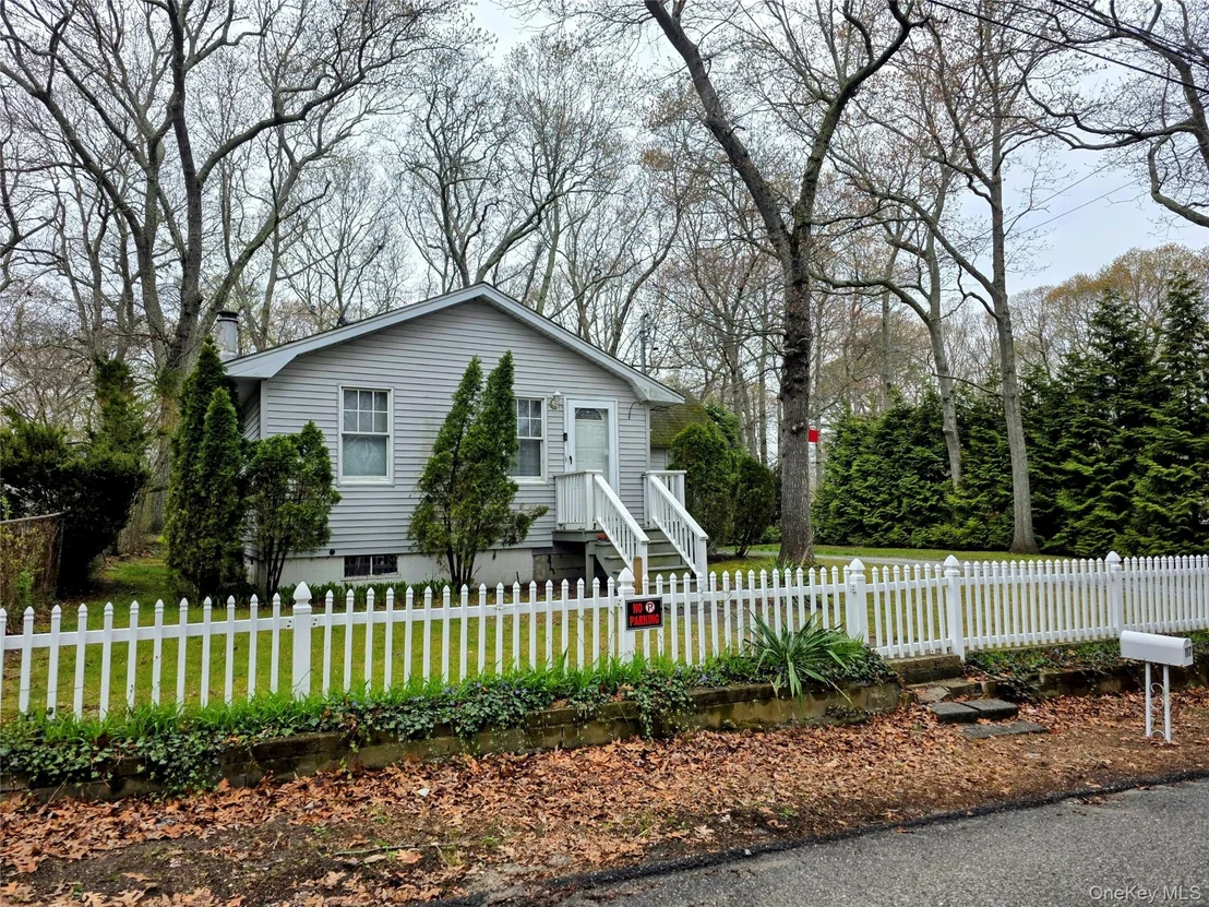 Photo of 117 Maple Avenue