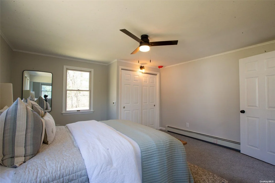 Photo of 434 Middle Road