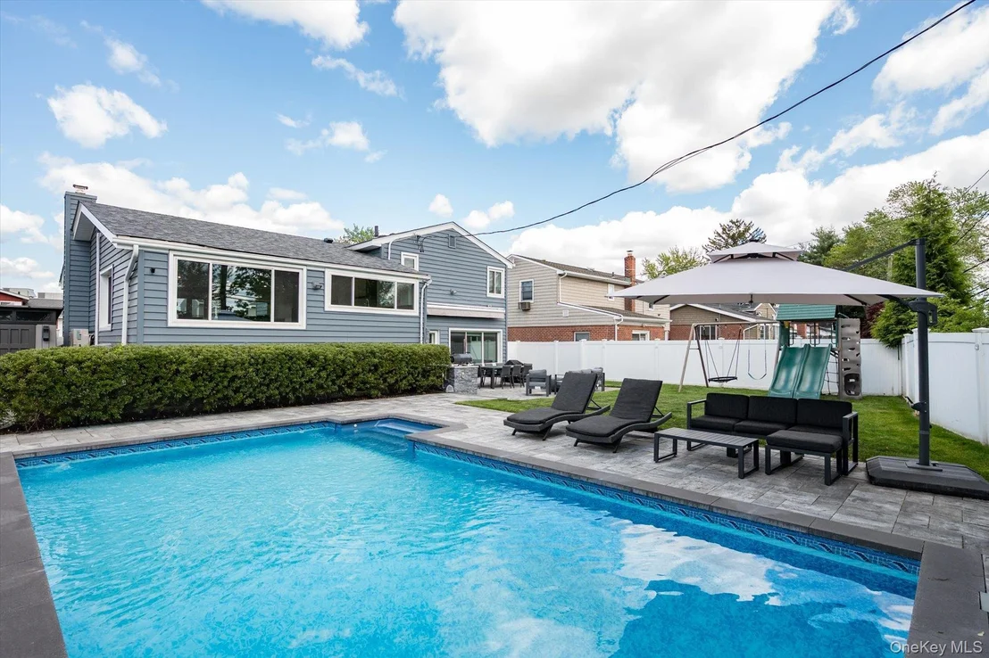Photo of 10 Jeremy Avenue