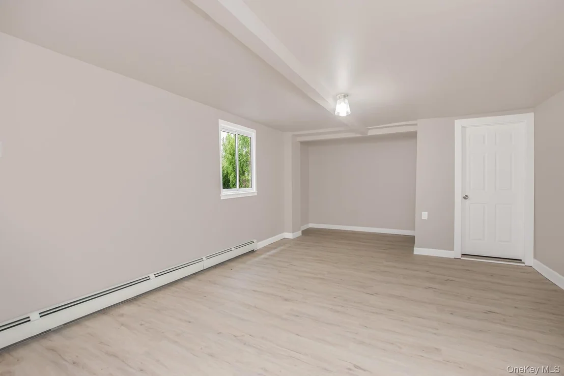 Photo of 427 Taylor Avenue