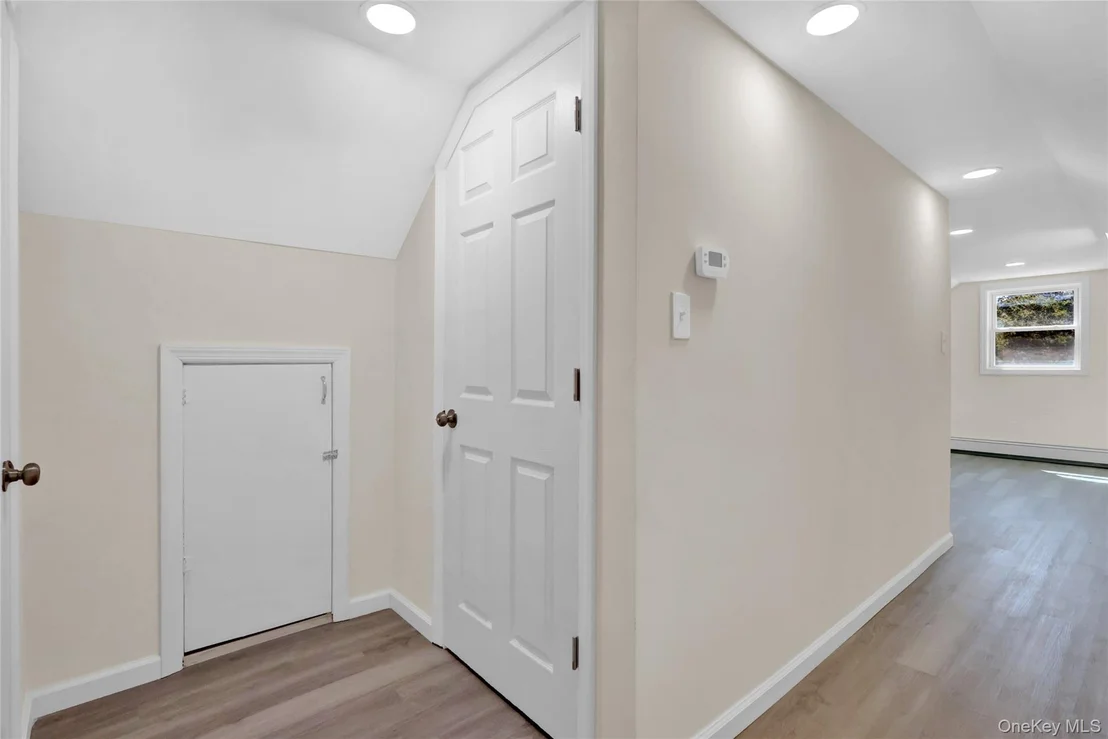 Photo of 339 Barton Avenue