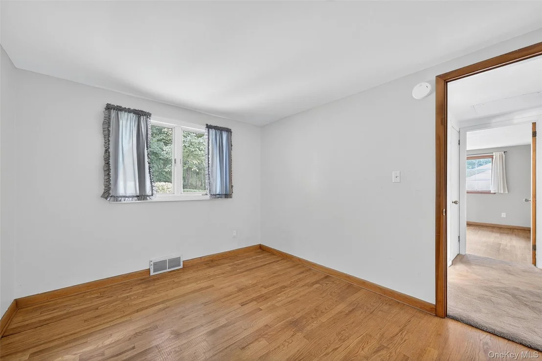Photo of 33 Windwood Drive