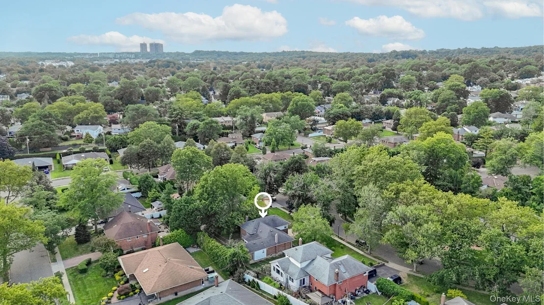 Photo of 216 Birch Drive