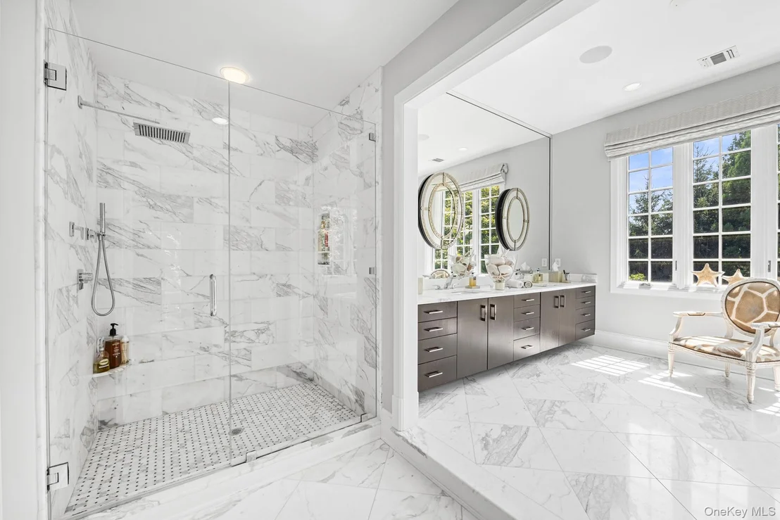 Photo of 73 Park Drive S