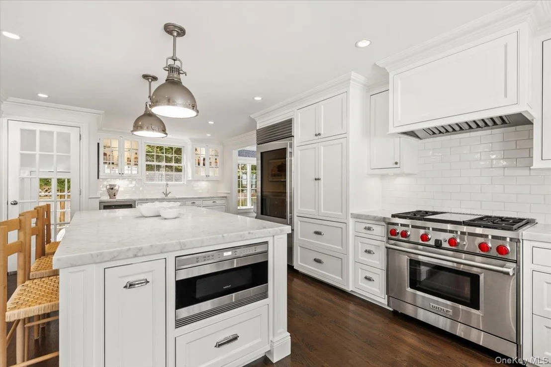 Photo of 2 Cowles Avenue