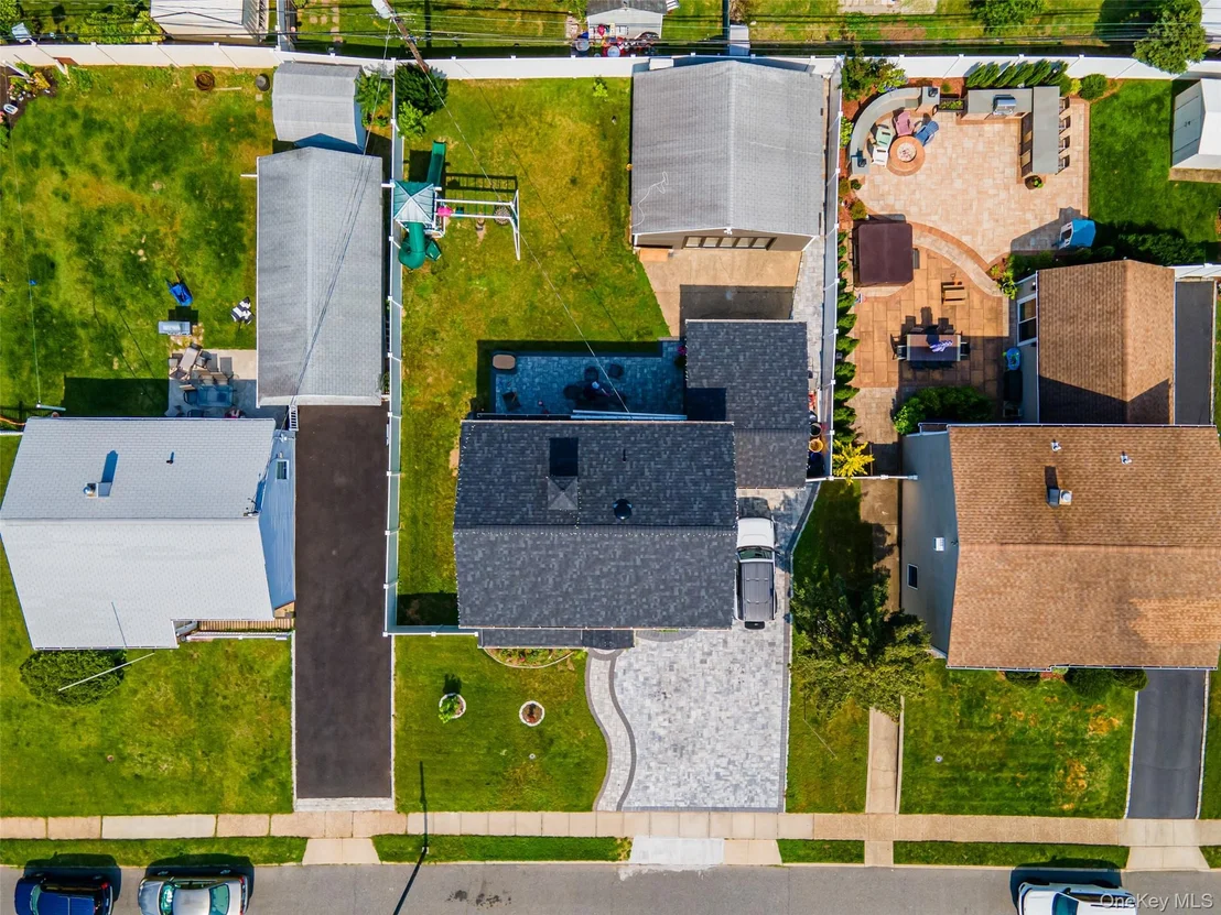 Photo of 4185 Harriet Road