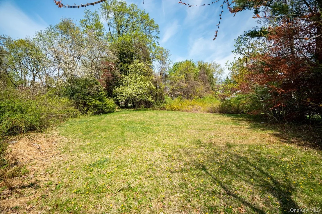 Photo of 104 Westlake Drive