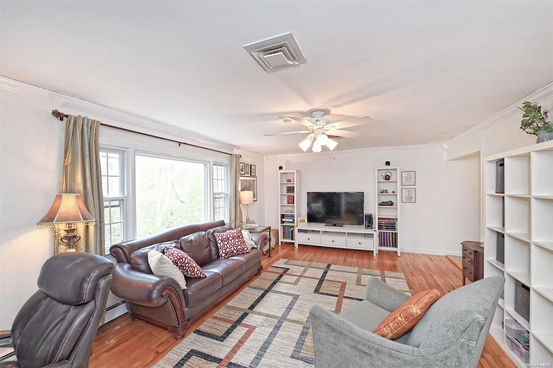 Photo of 1 Swan View Court