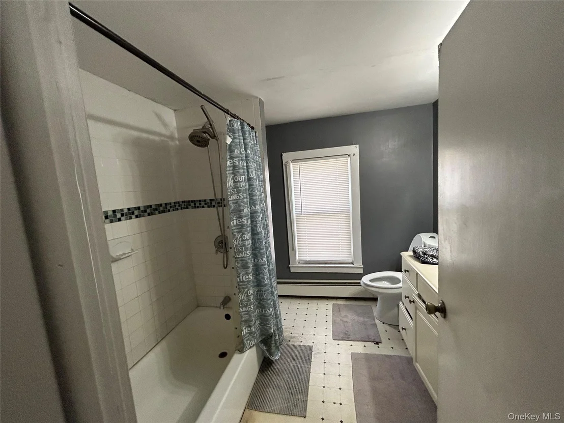 Photo of 226 Sweezy Avenue