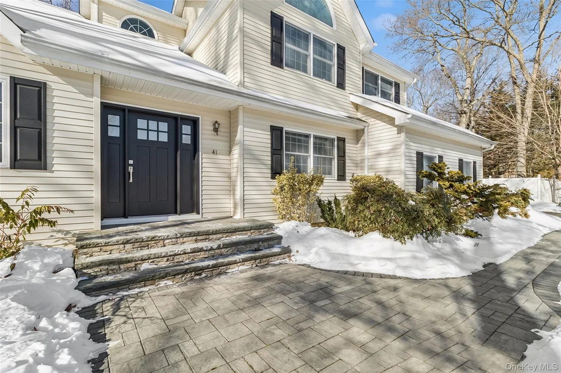 Photo of 41 Locust Drive
