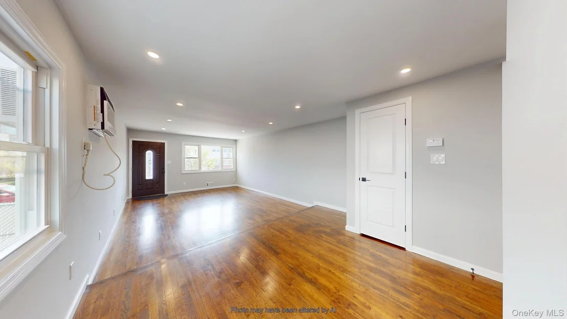 Photo of 8 Thayer Place