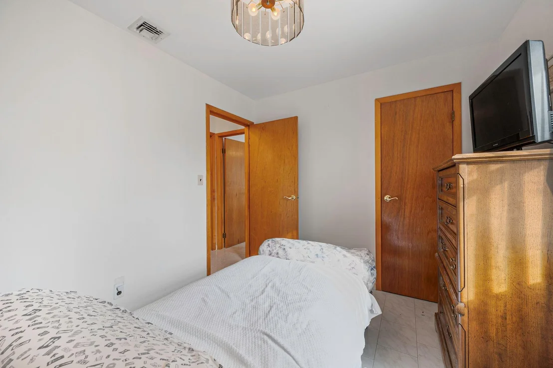 Photo of 52 Heston Road