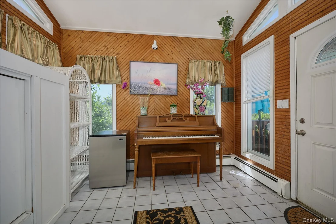Photo of 17 Derick Drive
