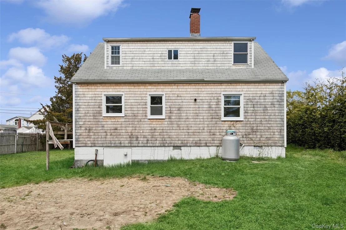 Photo of 56 Inlet Road W