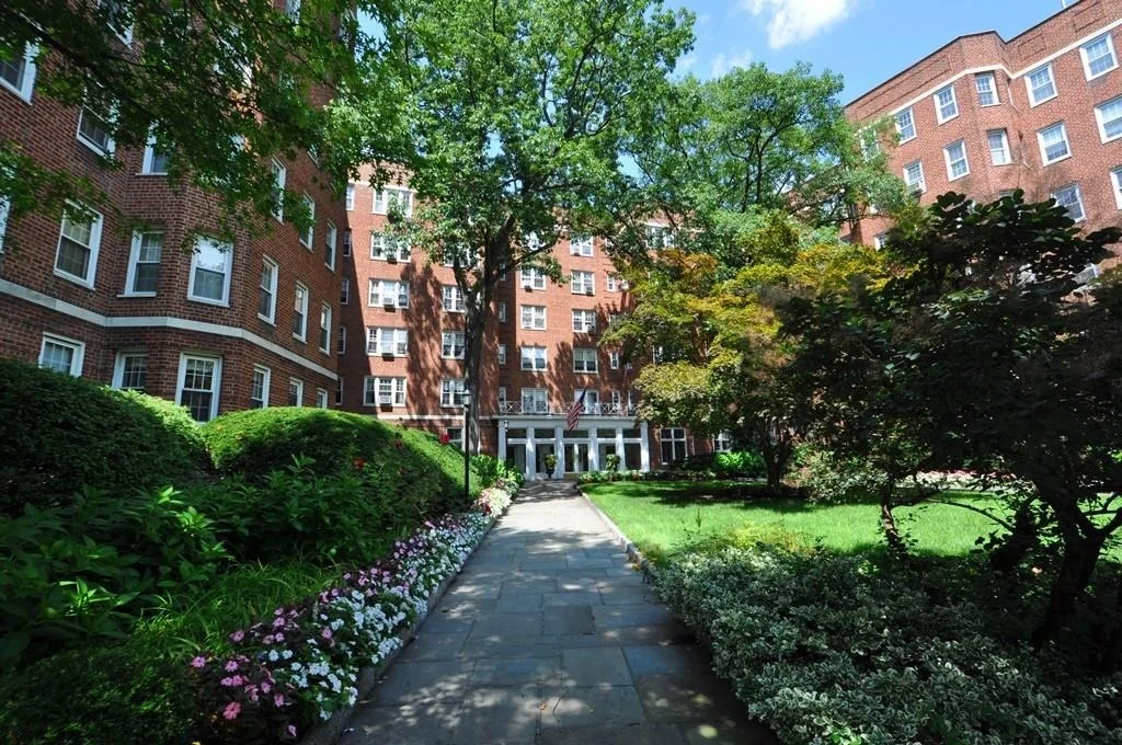 Photo of Unit 5A at 949 Palmer Road