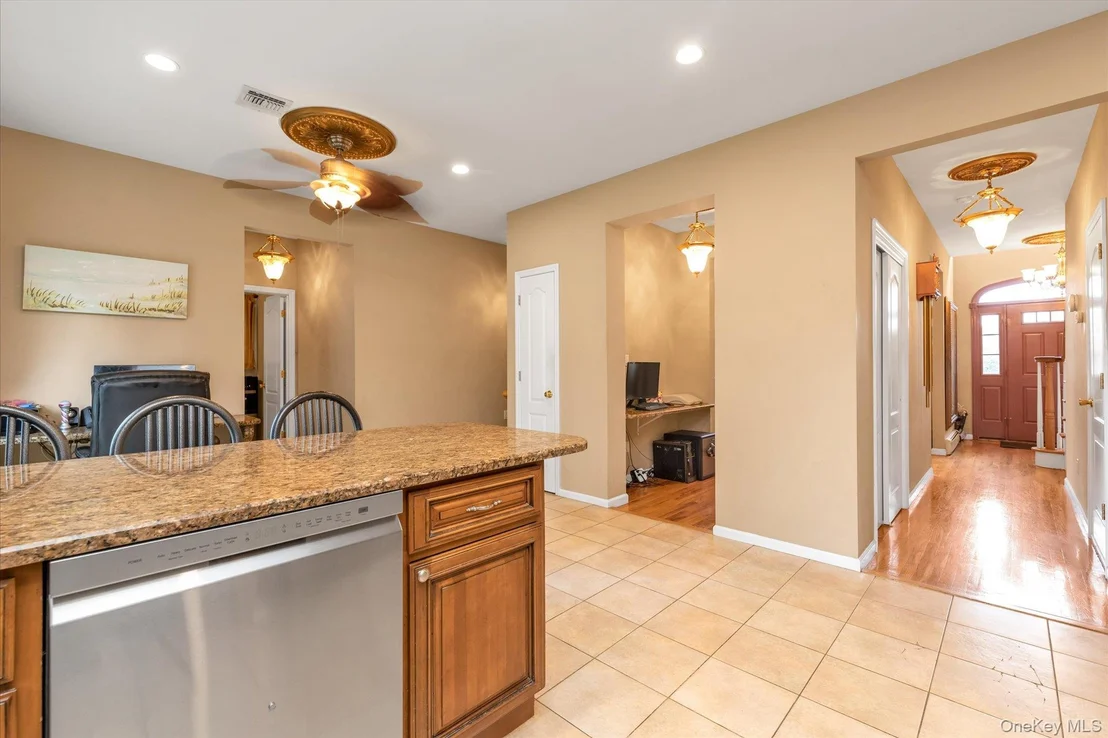 Photo of 1674 Birch Drive