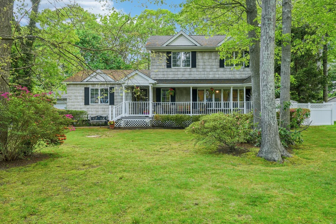 Photo of 8 Clover Drive