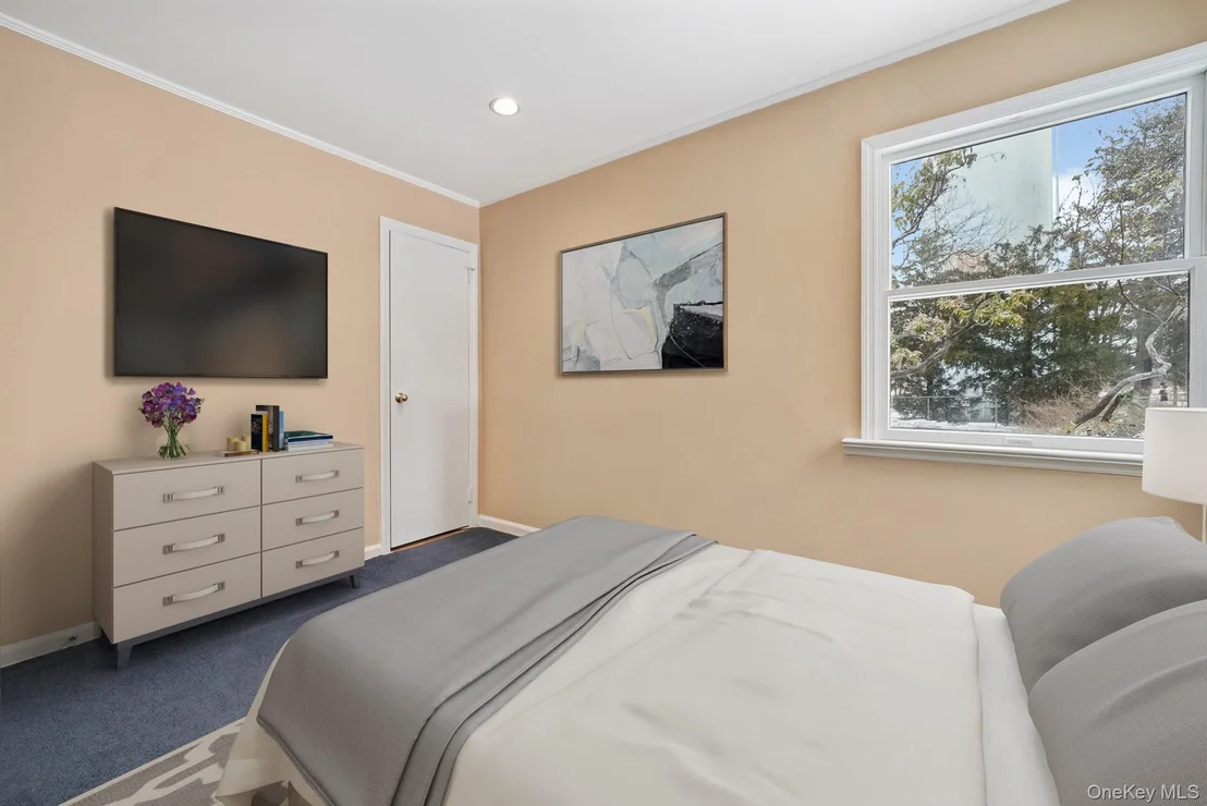 Photo of 33 Overlook Road