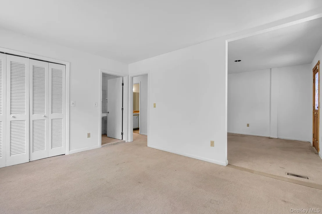 Photo of 172 Cornwall Hill Road