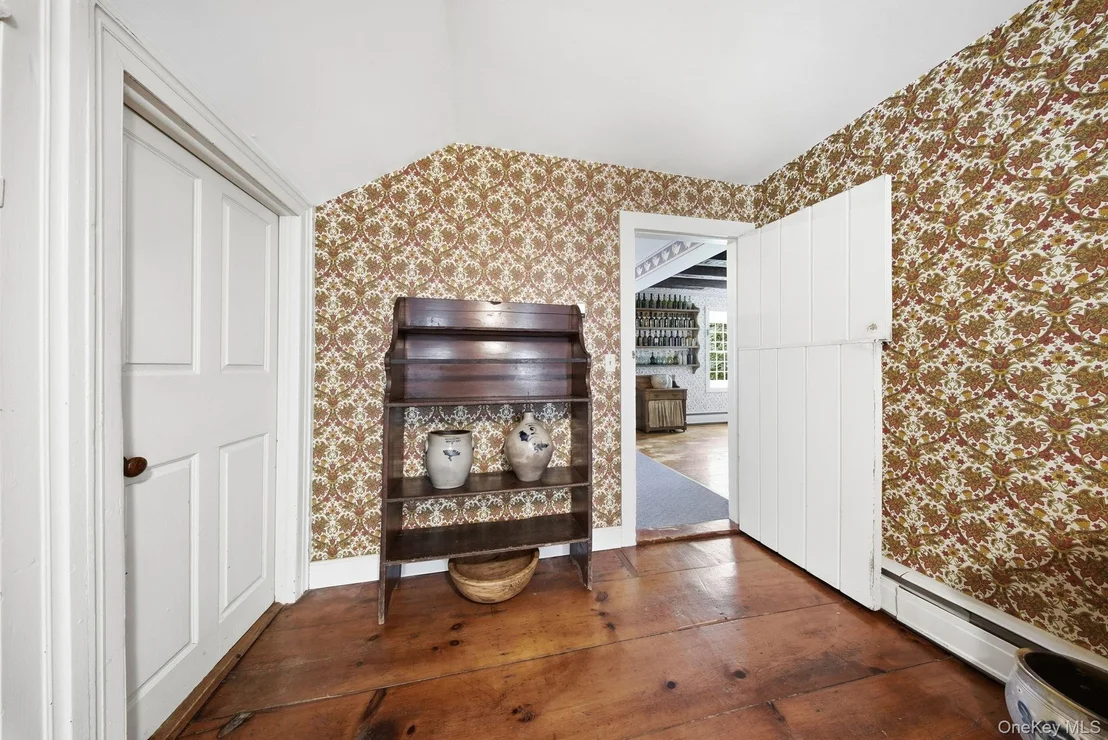 Photo of 4 Plains Road