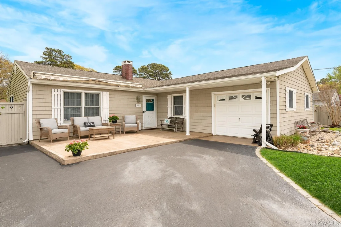 Photo of 21 Eisenhower Road