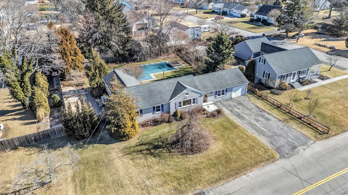 Photo of 74 Sunrise Avenue