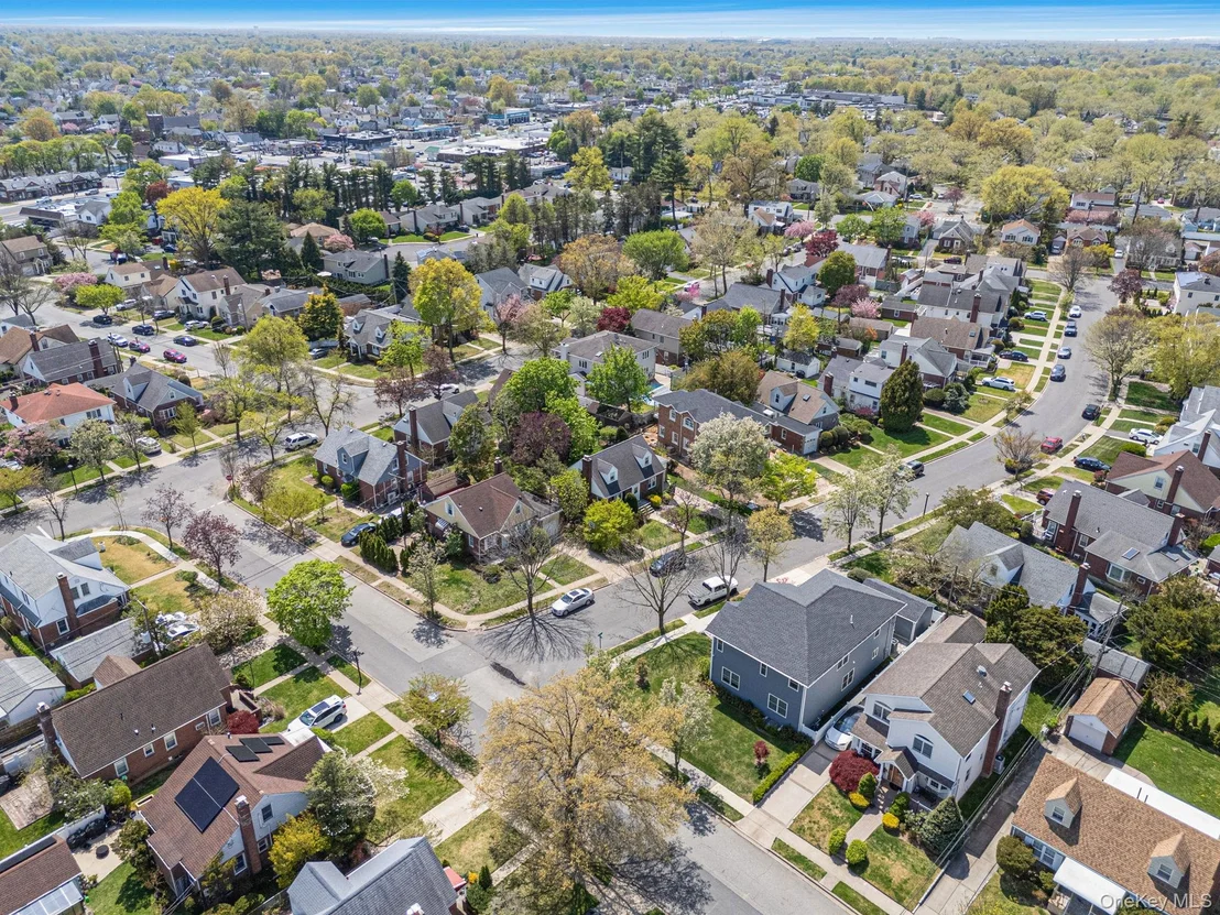 Photo of 8 Maple Lane
