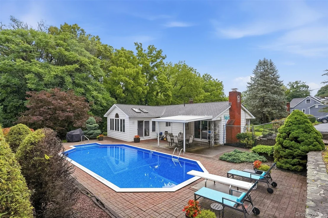 Photo of 8 Boulder Road
