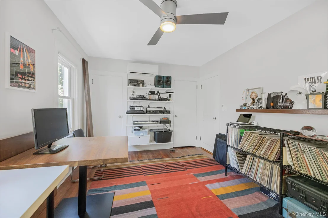 Photo of 10 Ashton Road