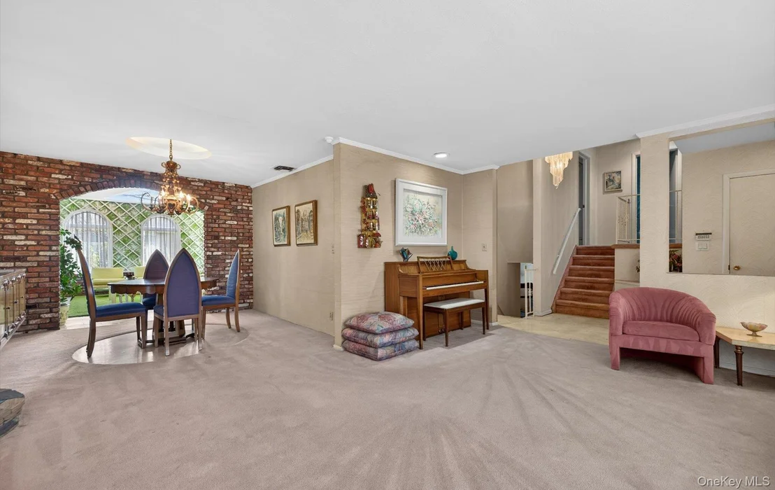 Photo of 7 Carling Drive