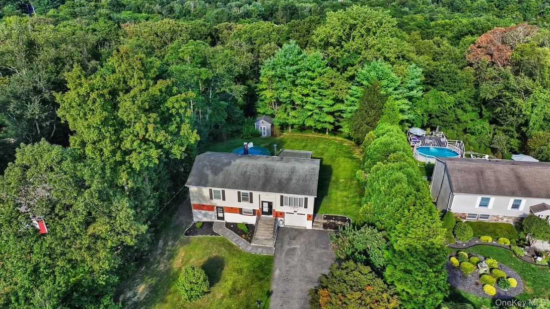 Photo of 128 Kentview Drive