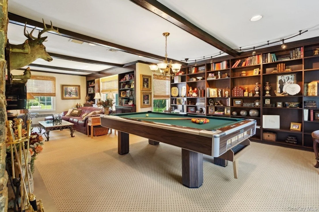 Photo of 1345 Harbor Road