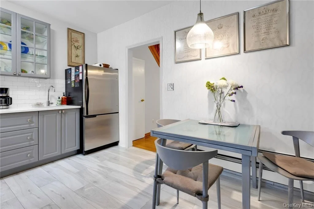 Photo of 82 W End Avenue
