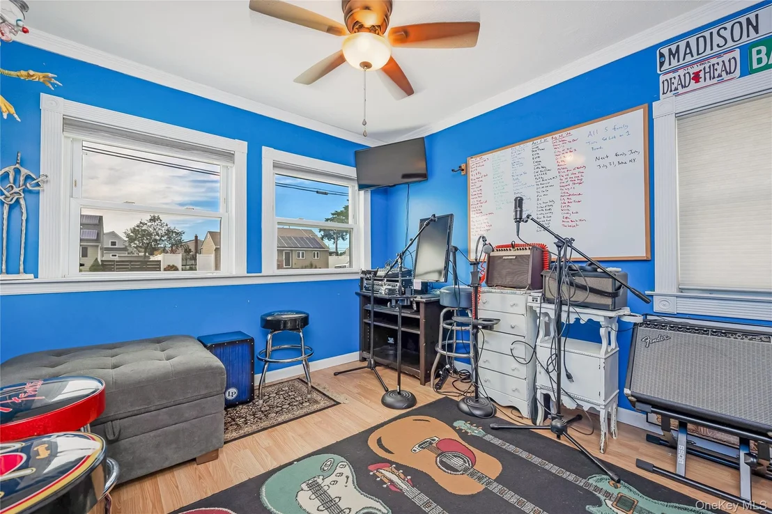 Photo of 19 Rainbow Lane