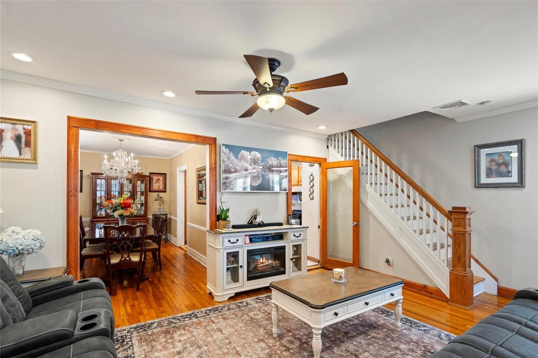 Photo of 665 Gabriel Avenue