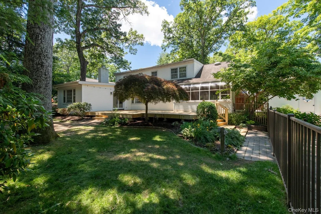 Photo of 44 Pleasant Ridge Drive