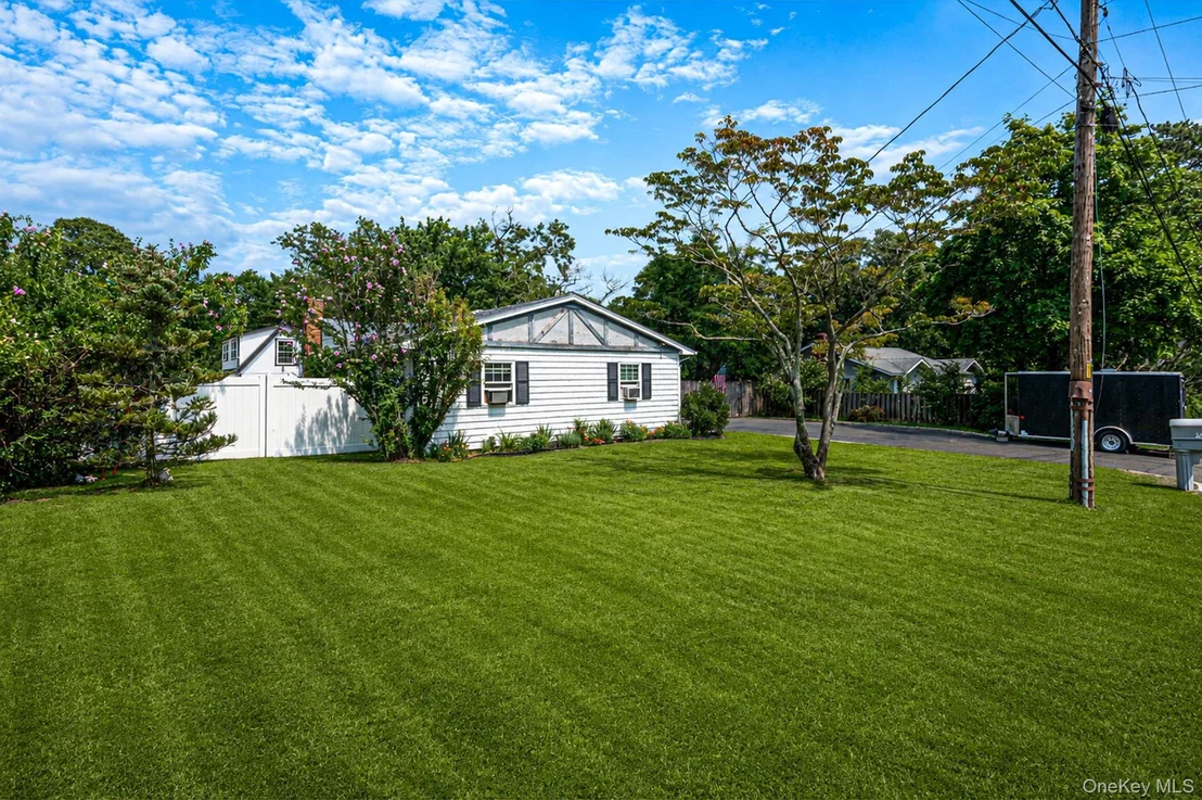 Photo of 40 Elm Avenue