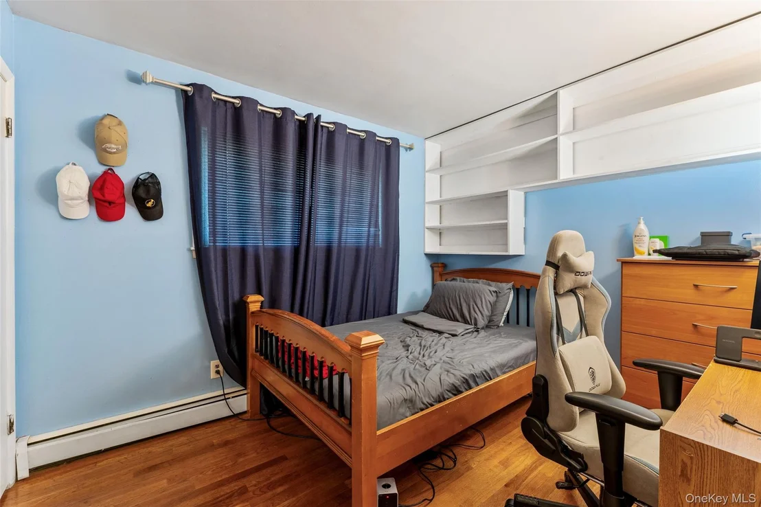 Photo of 182 Geymer Drive