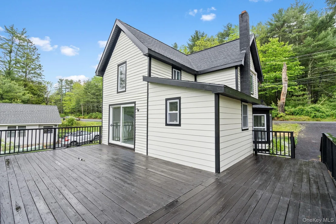 Photo of 43 Highland Lake Road