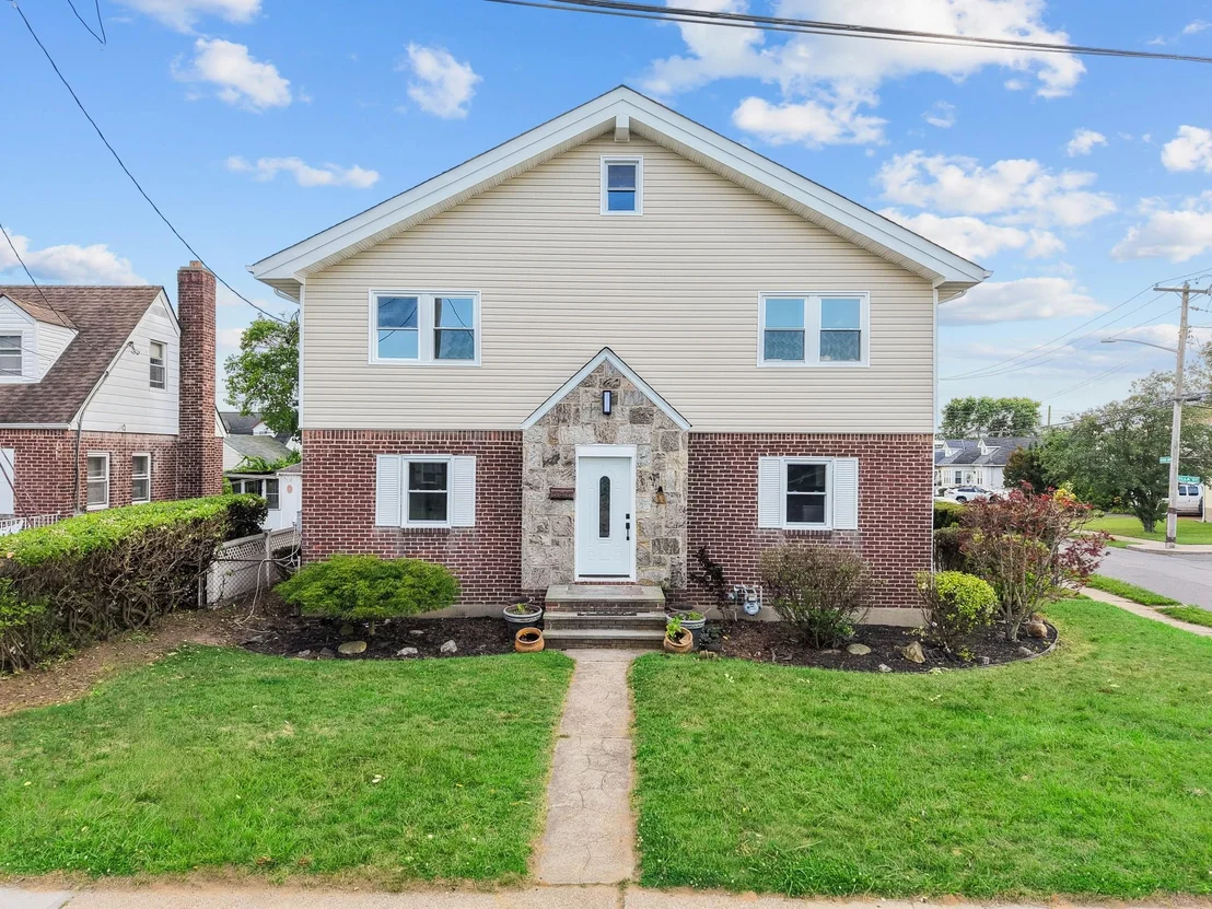 Photo of 126 Lutz Drive