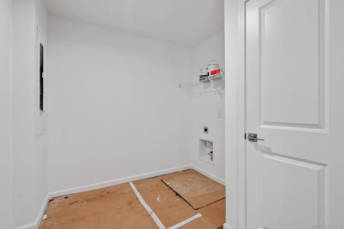 Photo of 45 Pinehurst Drive W