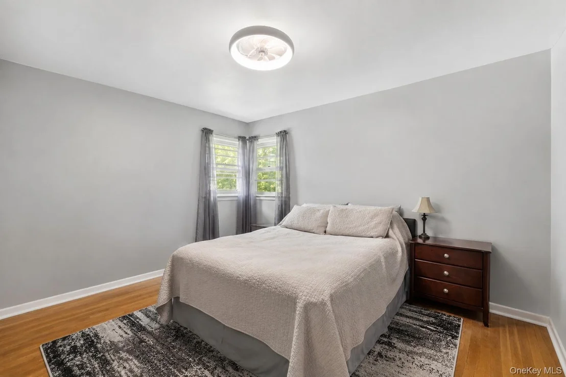 Photo of 24 Maplewood Boulevard
