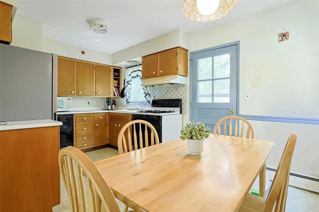 Photo of 2 Andrew Drive