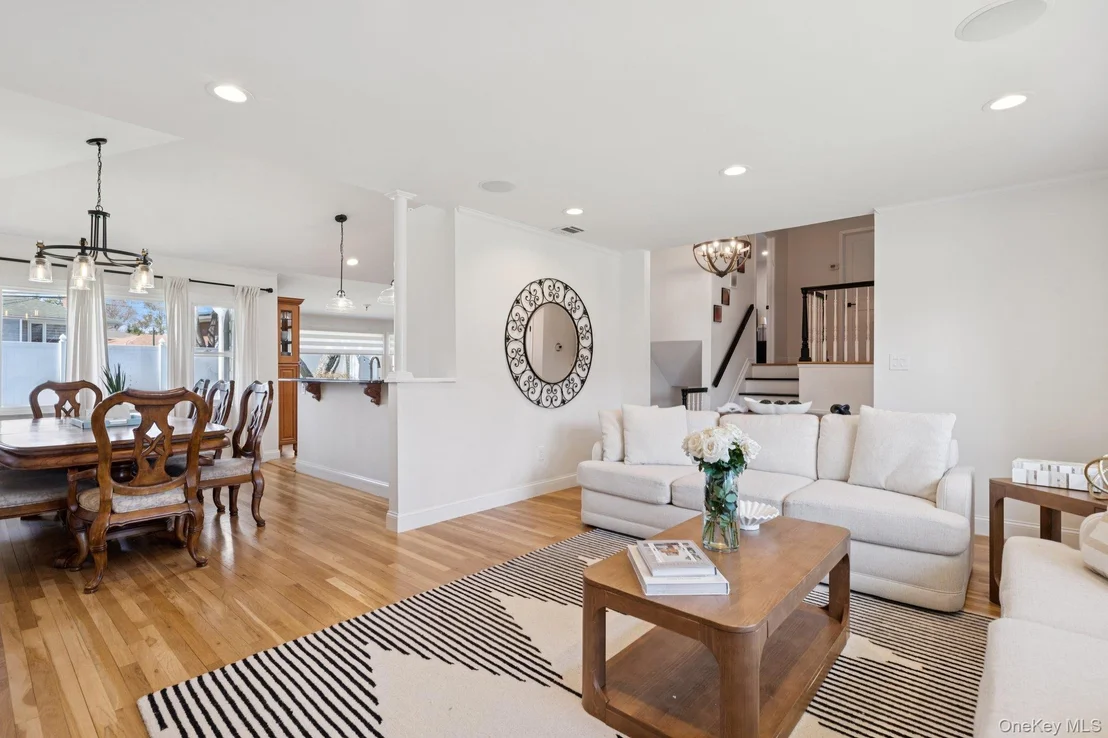 Photo of 15 Wayland Road