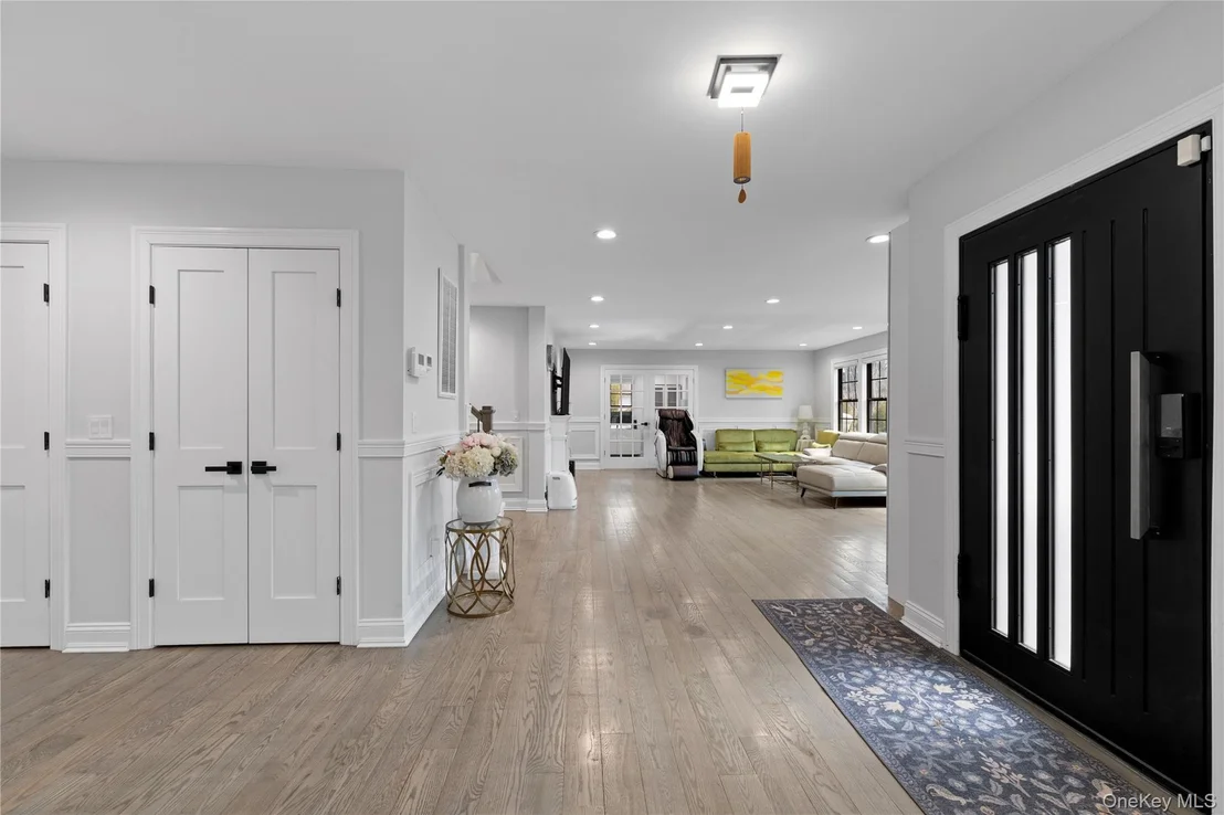 Photo of 2 Pine Drive S