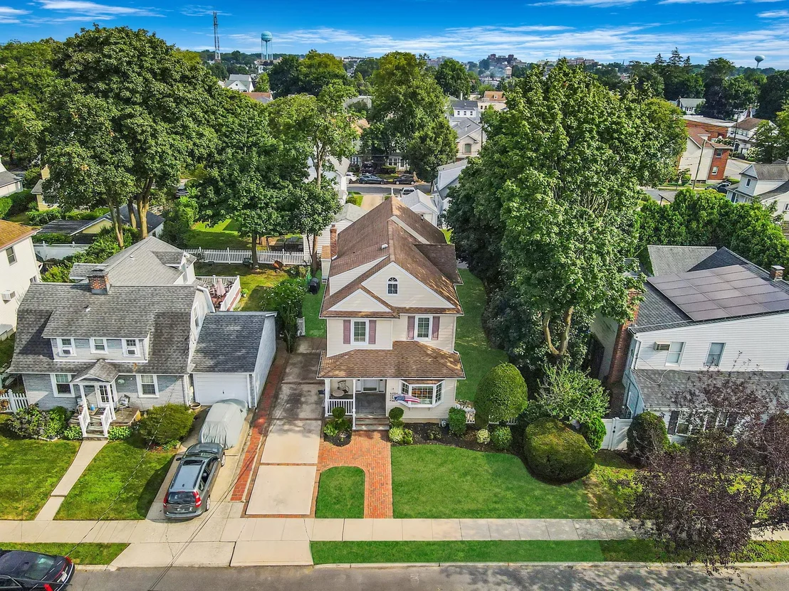 Photo of 125 Shields Avenue
