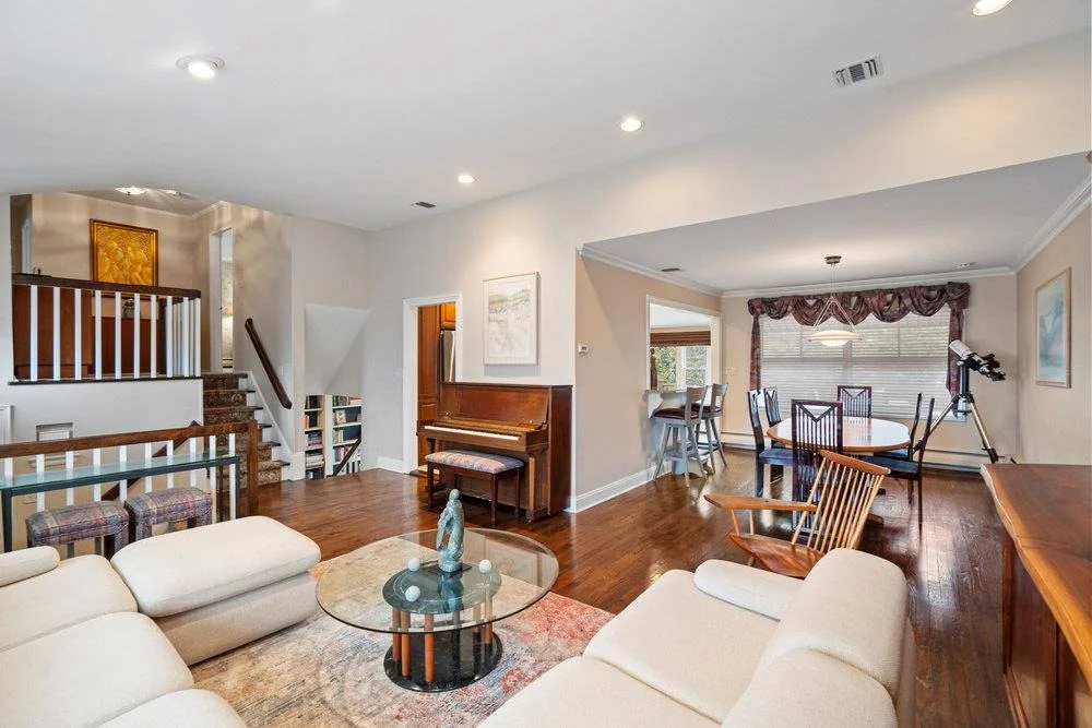 Photo of 30 Flower Lane